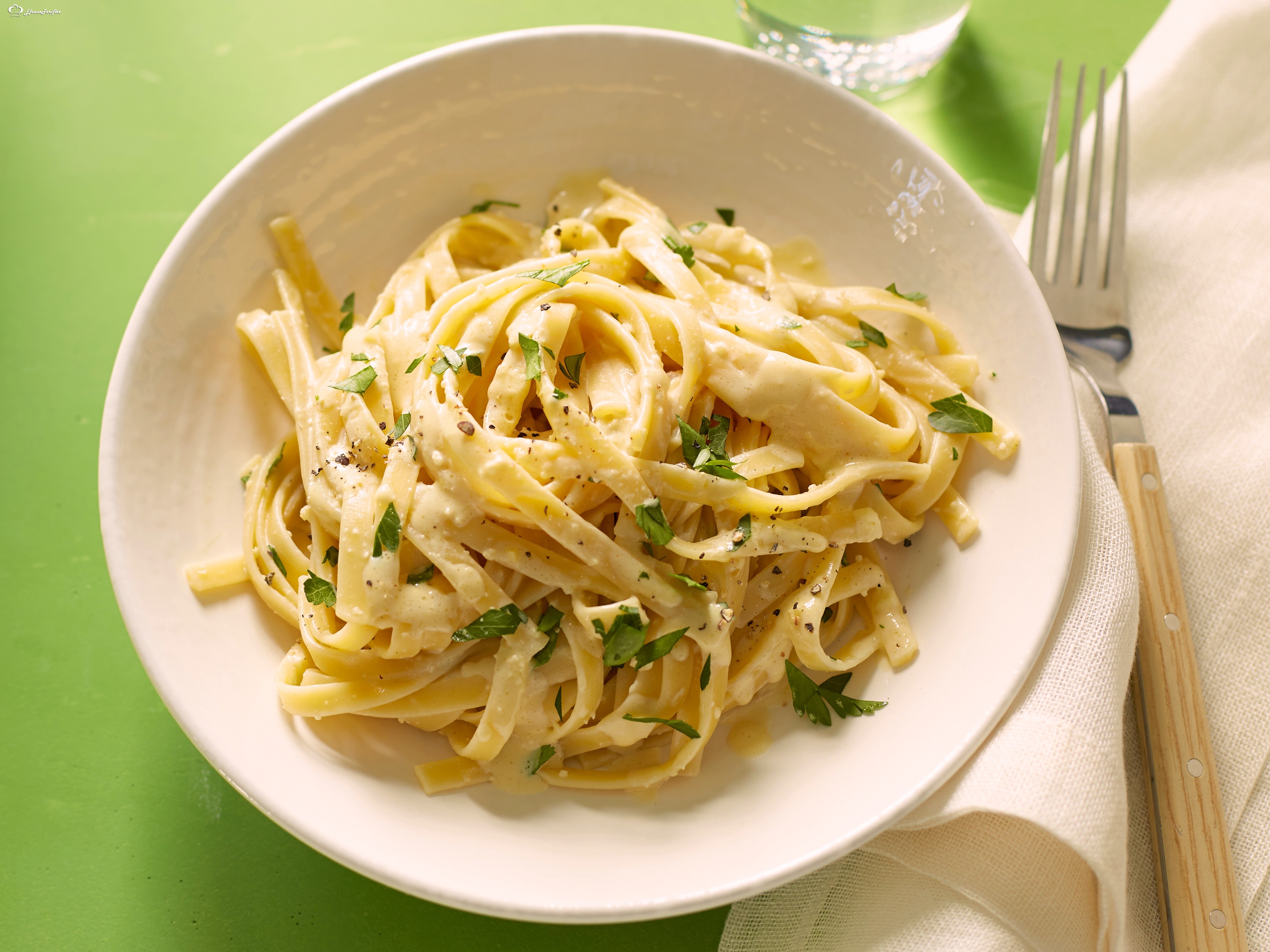 FETTUCINE ALFREDO